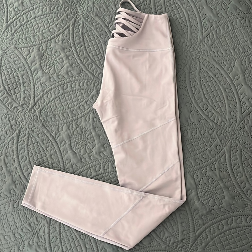 Fit Booty Women’s Leggings size Large